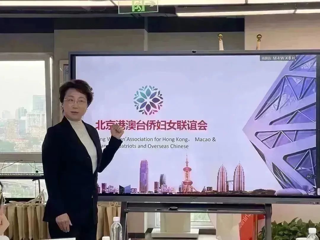 钟瑾.jpg